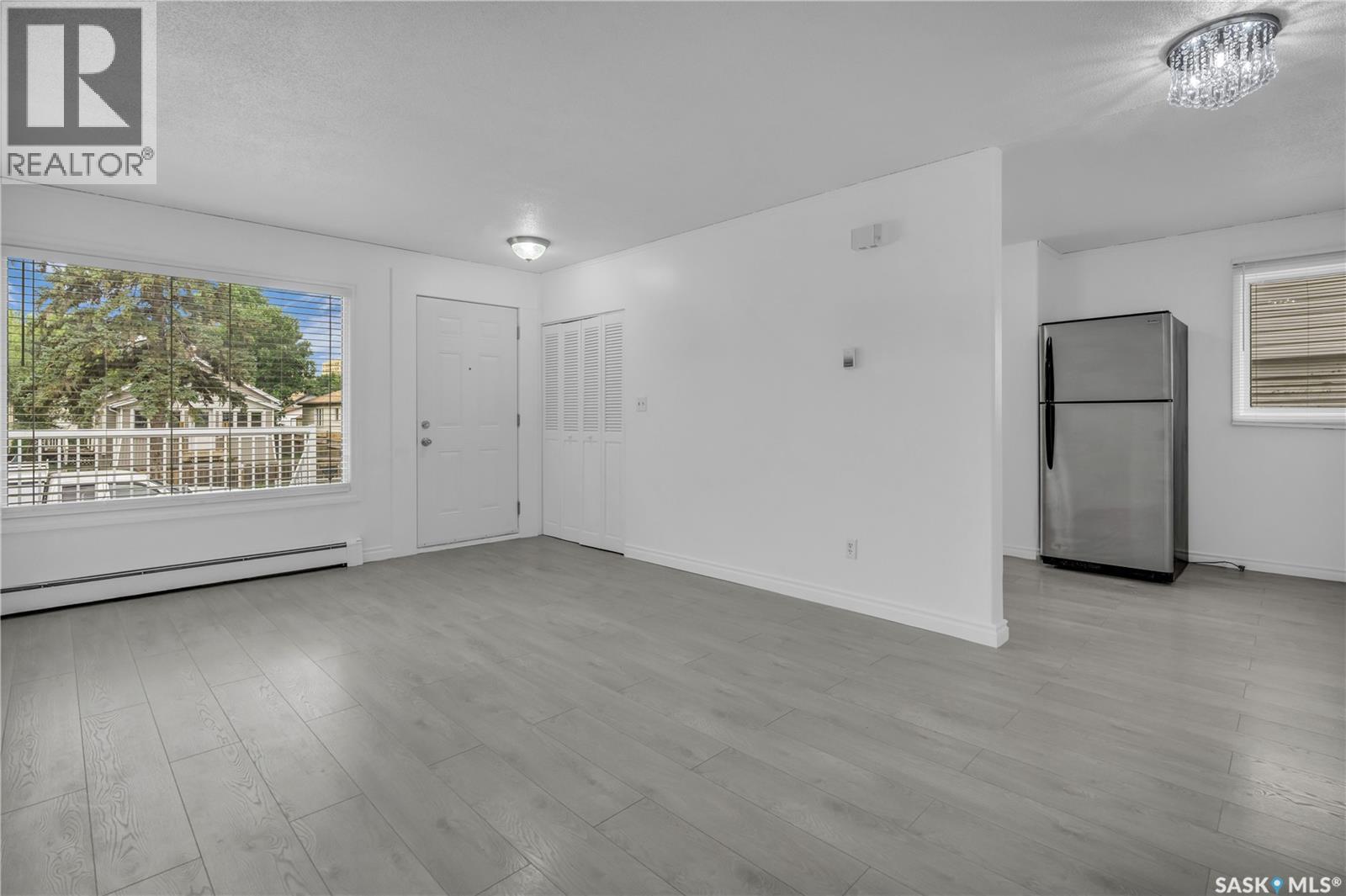 Photo 3 of 2065 Broder Street, Regina SK