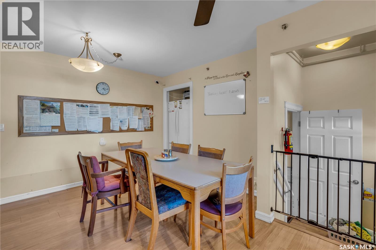 Business for Sale in  Queen STREET Regina 