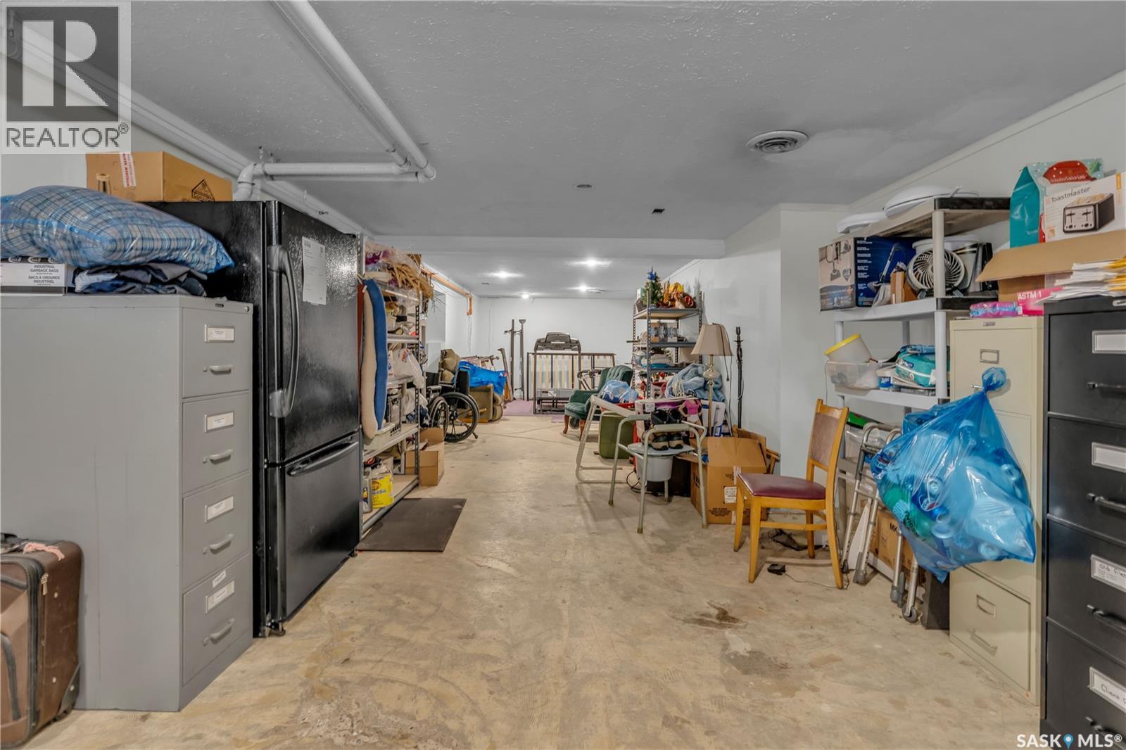 Business for Sale in  Queen STREET Regina 