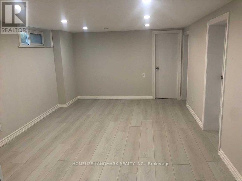Photo 12 of Bsmt 382 Marybay Crescent, Richmond Hill ON