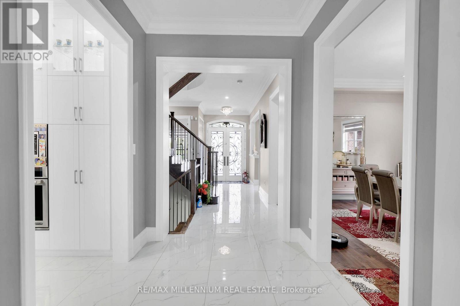 Photo 15 of 6 Landscape Drive, Brampton ON