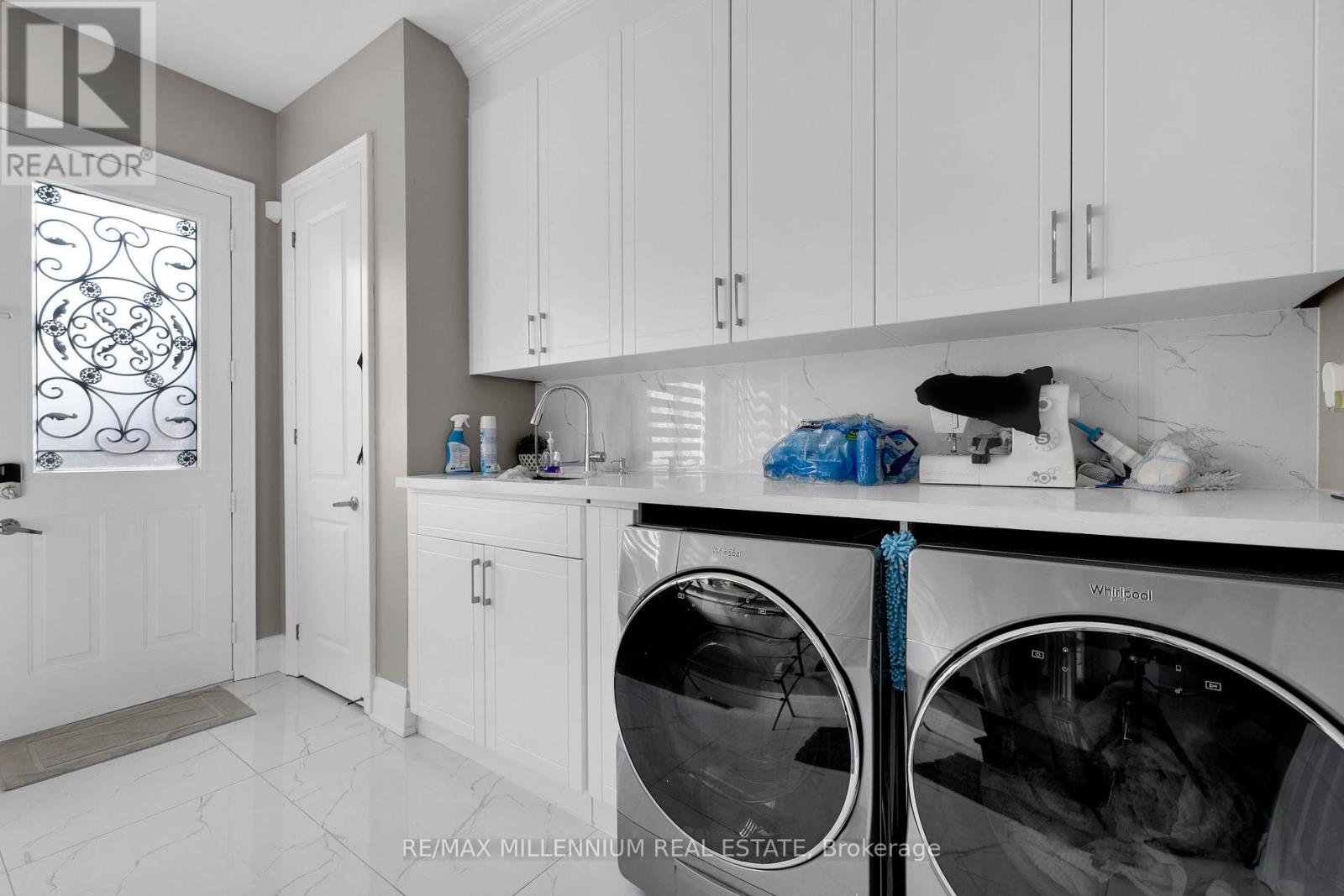 Photo 18 of 6 Landscape Drive, Brampton ON