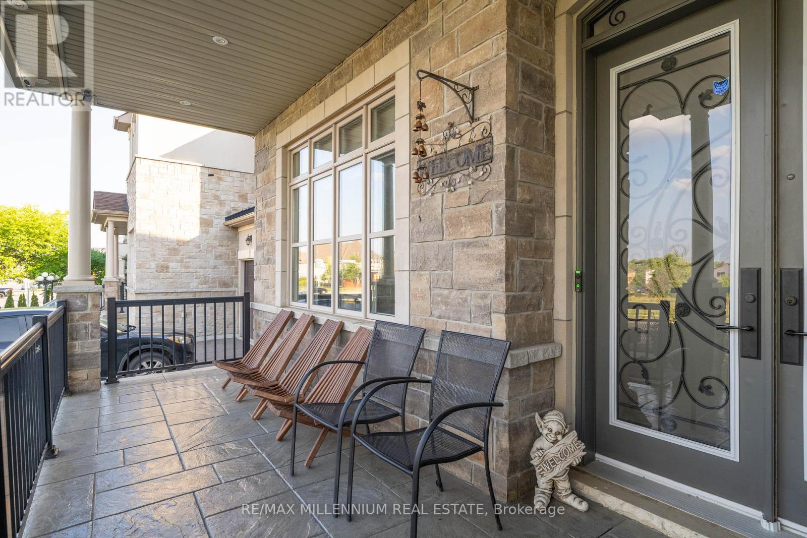 Photo 7 of 6 Landscape Drive, Brampton ON