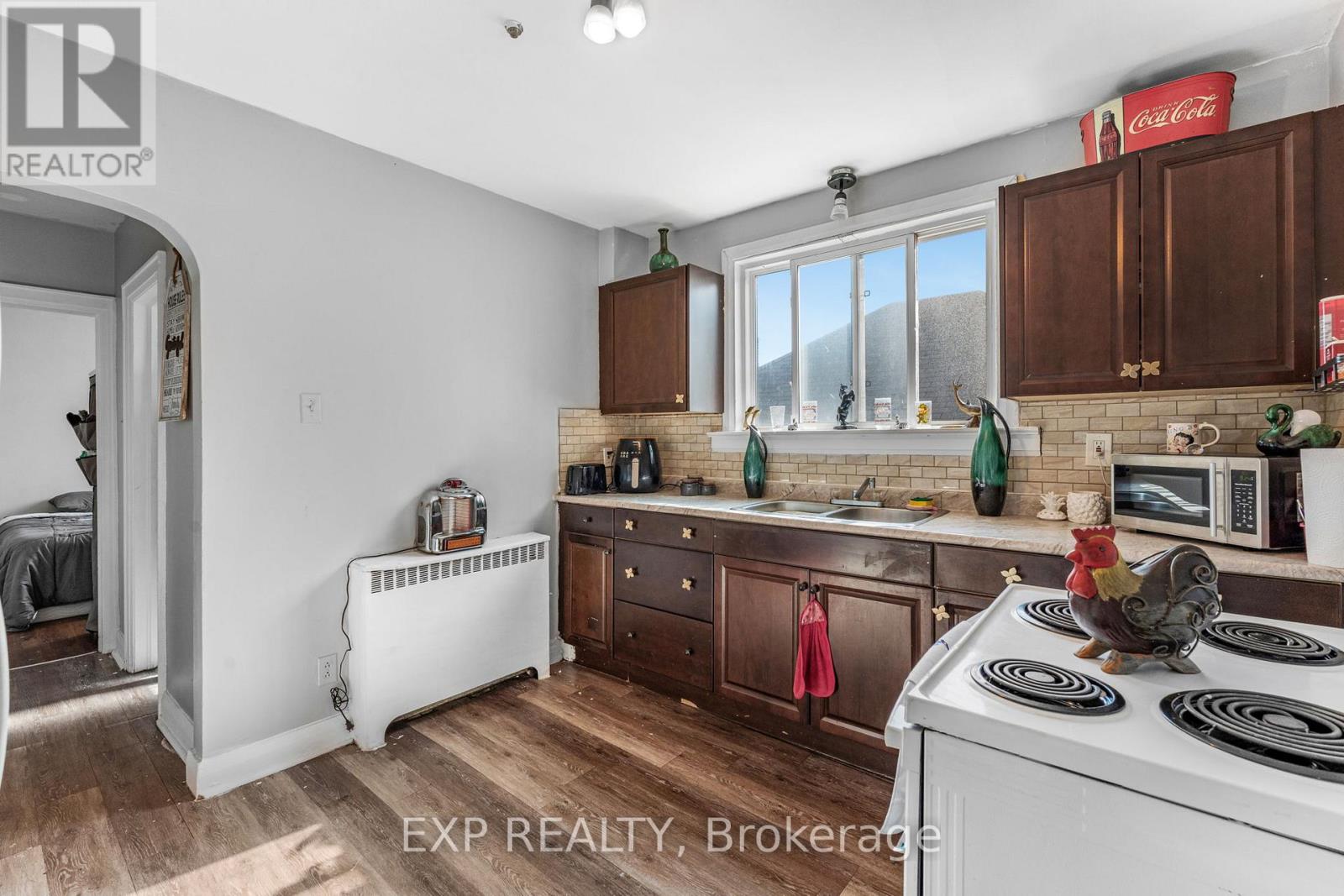 Photo 10 of 4553 Ferguson Street, Niagara Falls ON
