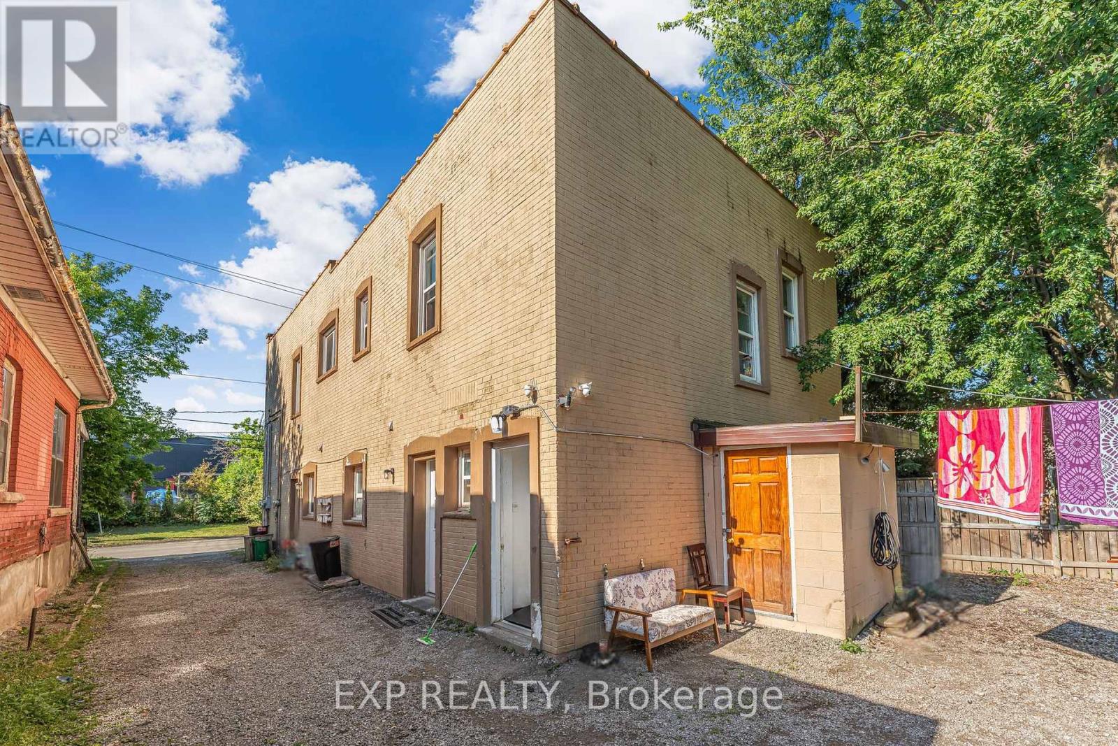 Photo 3 of 4553 Ferguson Street, Niagara Falls ON