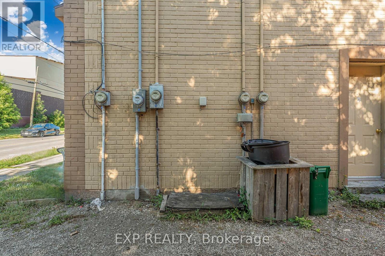 Photo 14 of 4553 Ferguson Street, Niagara Falls ON