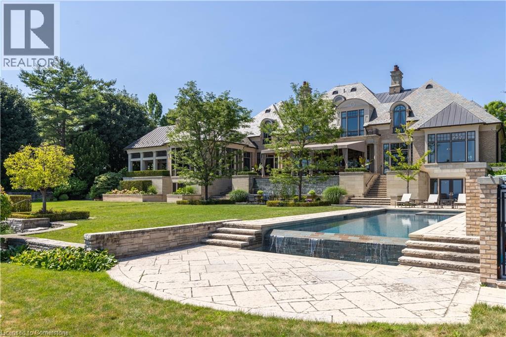 Photo 12 of 2054 Lakeshore Road E, Oakville ON