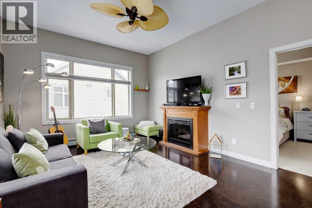Single Family House for Sale in   Aspenmont Heights SW Aspen Woods Calgary 
