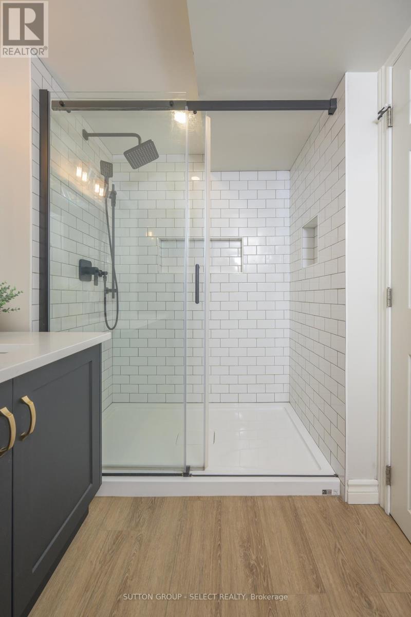 Photo 27 of 198 Byron Avenue, Thames Centre ON