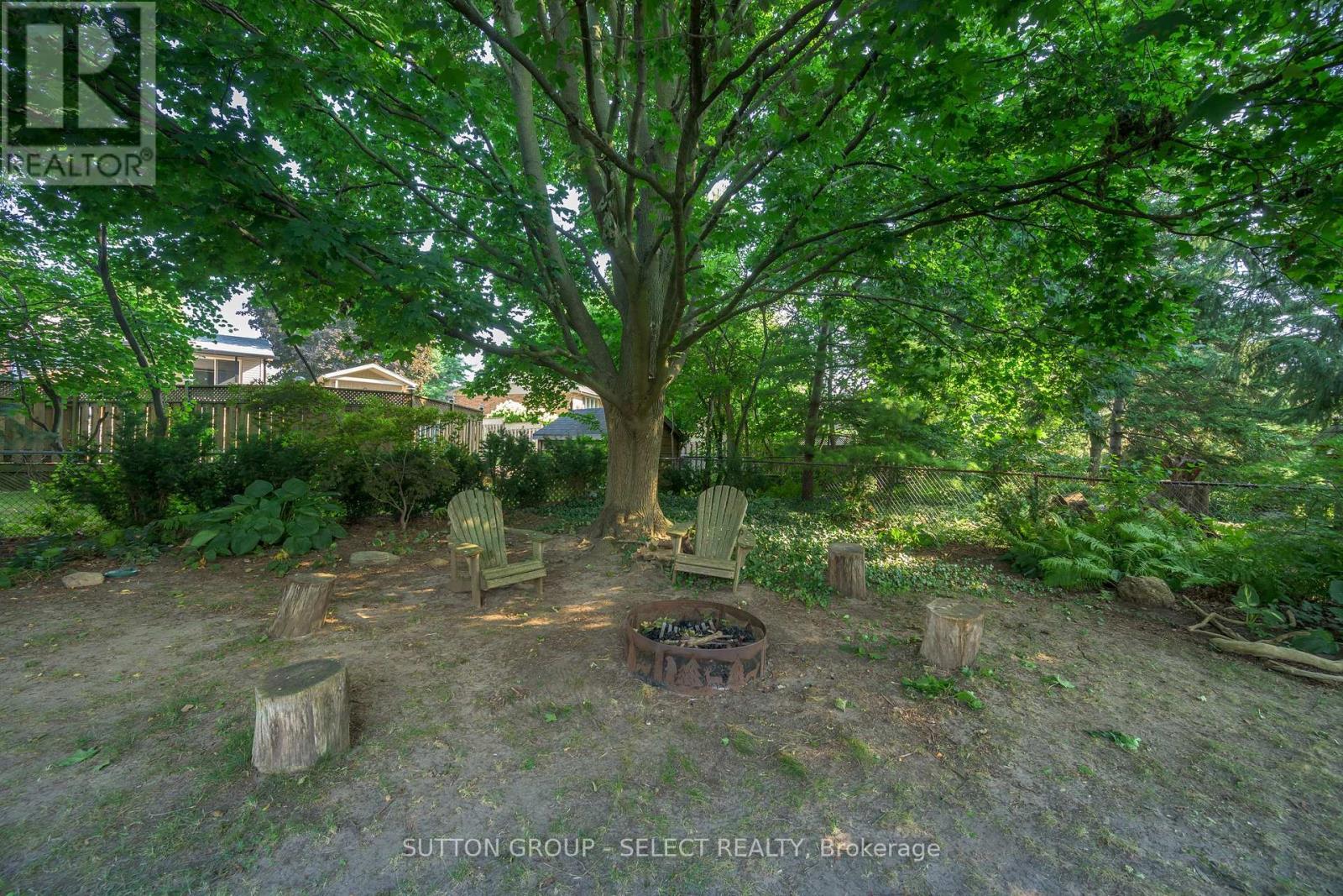 Photo 36 of 198 Byron Avenue, Thames Centre ON