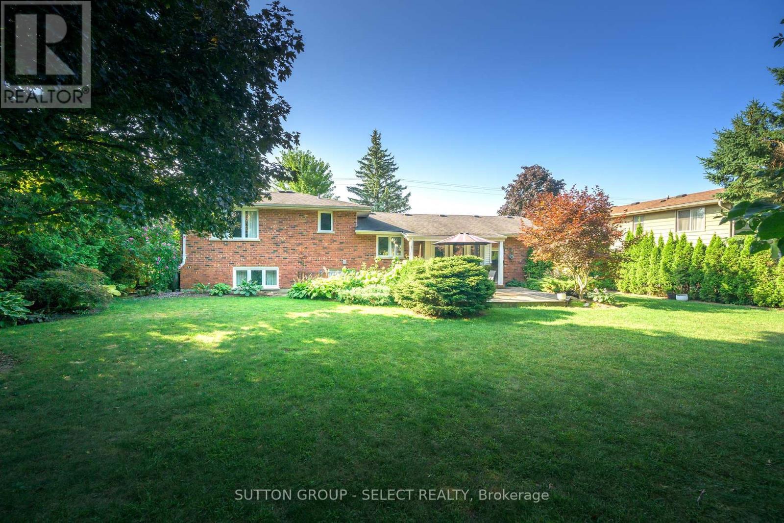 Photo 37 of 198 Byron Avenue, Thames Centre ON