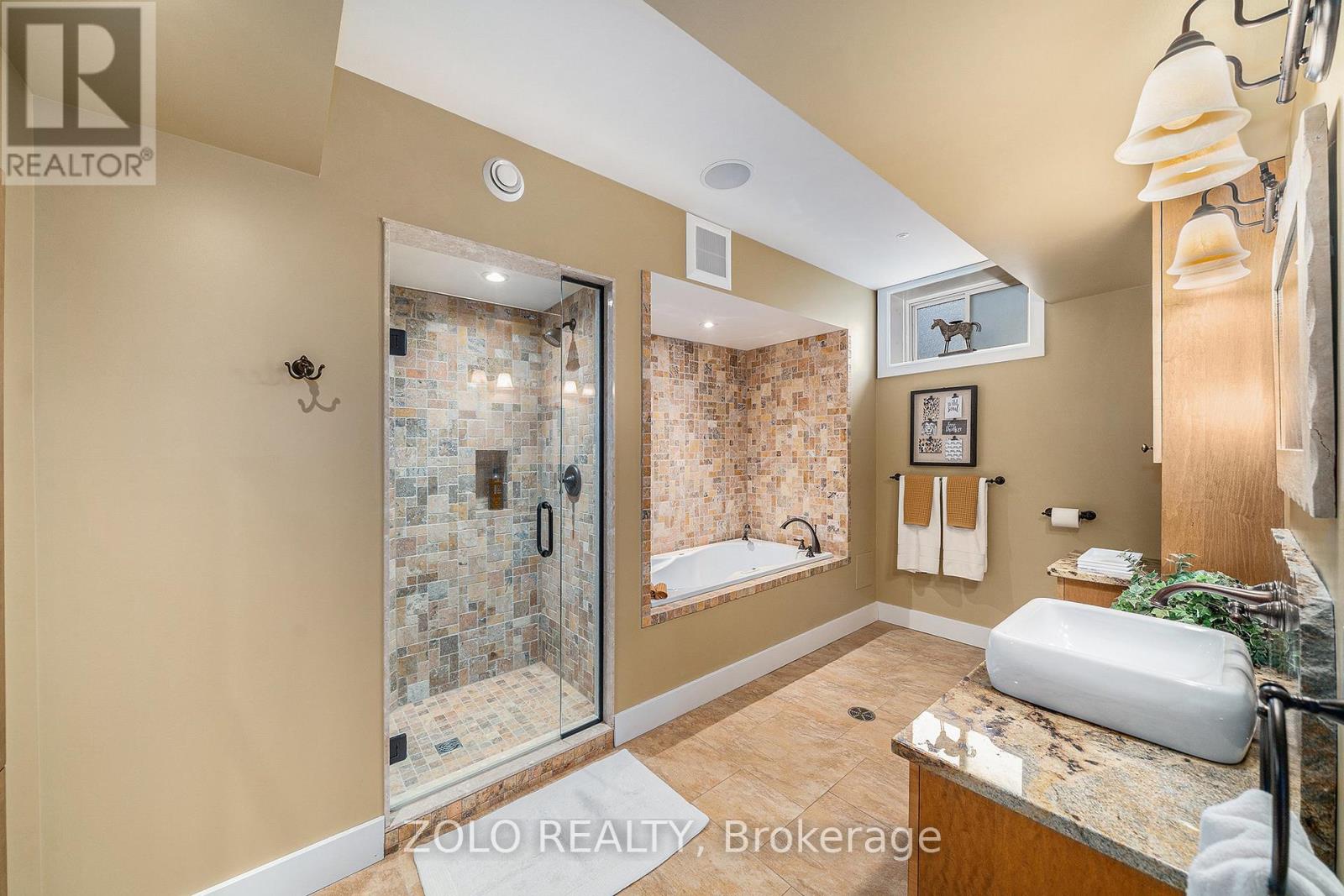 Photo 26 of 2659 River Road, Ottawa ON