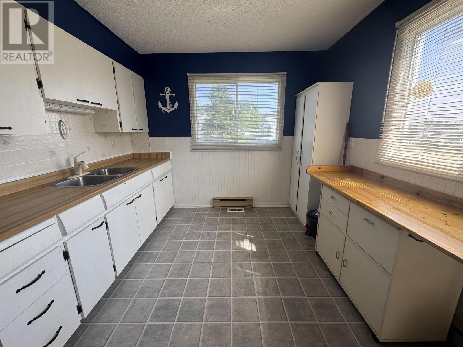 Photo 12 of 111 Warbler Dr, Manitouwadge ON