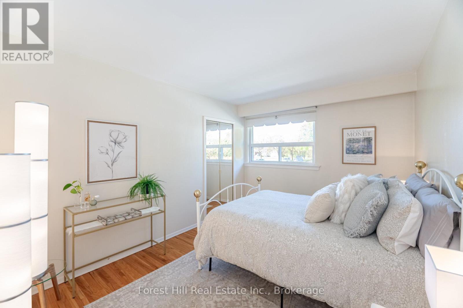 Photo 14 of 16 Bethwin Place, Toronto ON