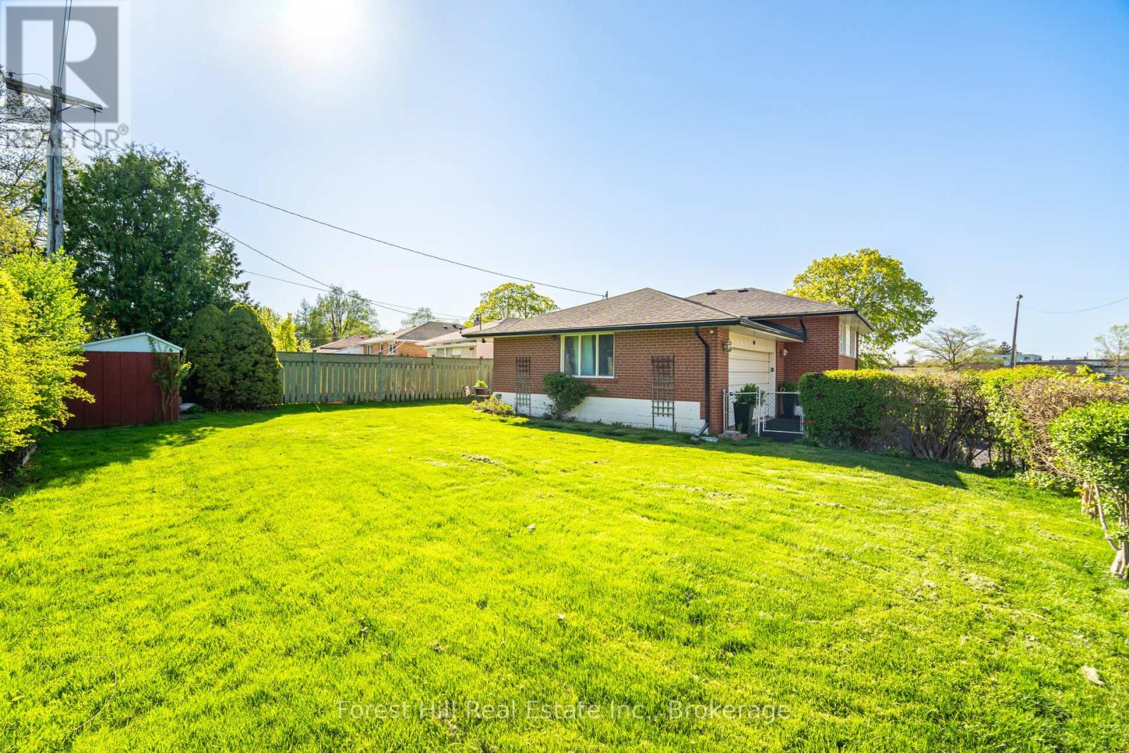 Photo 37 of 16 Bethwin Place, Toronto ON