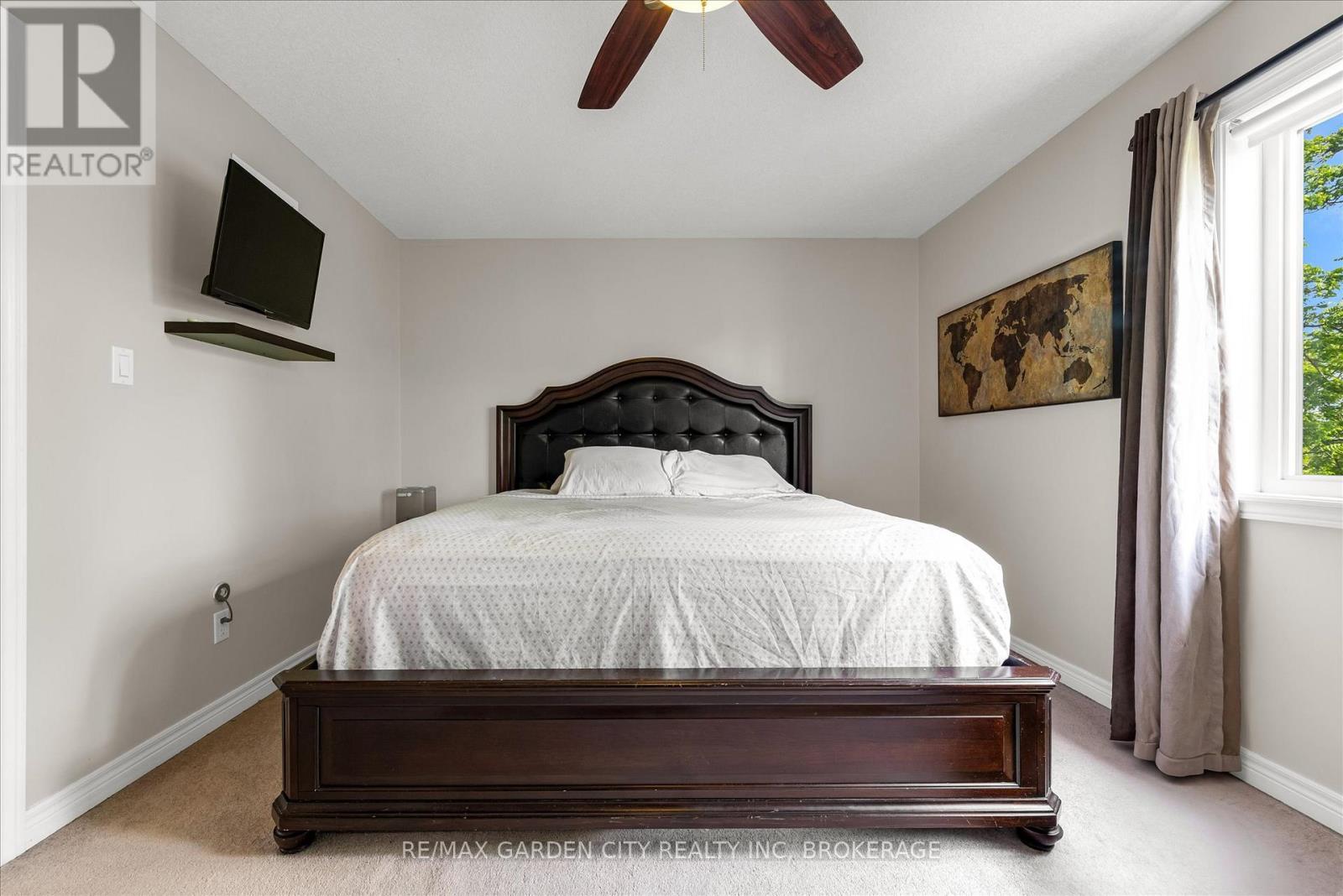 Photo 13 of 12 Chloe Street, St Catharines ON