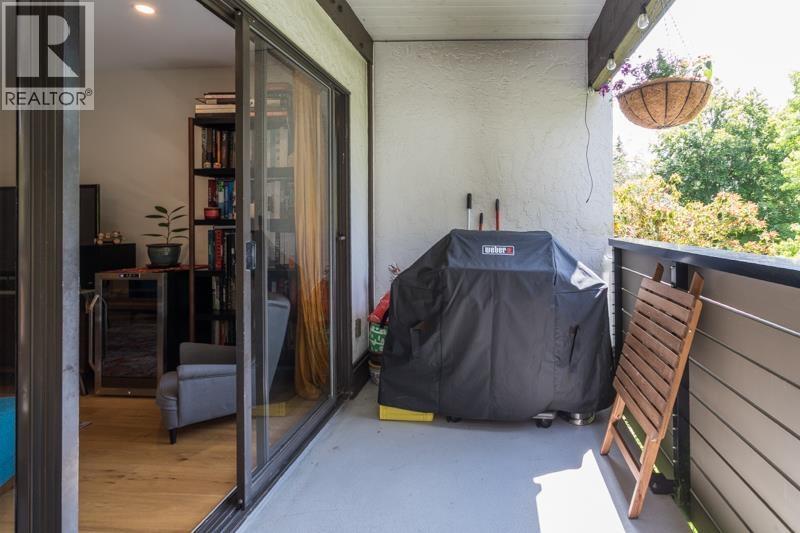 Photo 22 of 121 8860 No 1 Road, Richmond BC