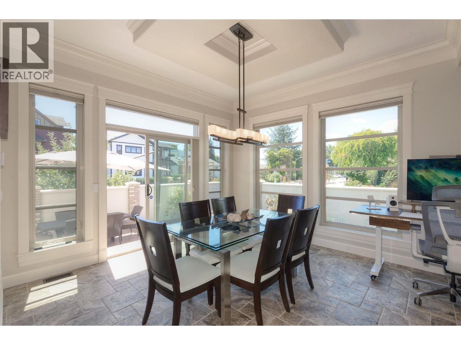  2575 Abbott Street, Kelowna