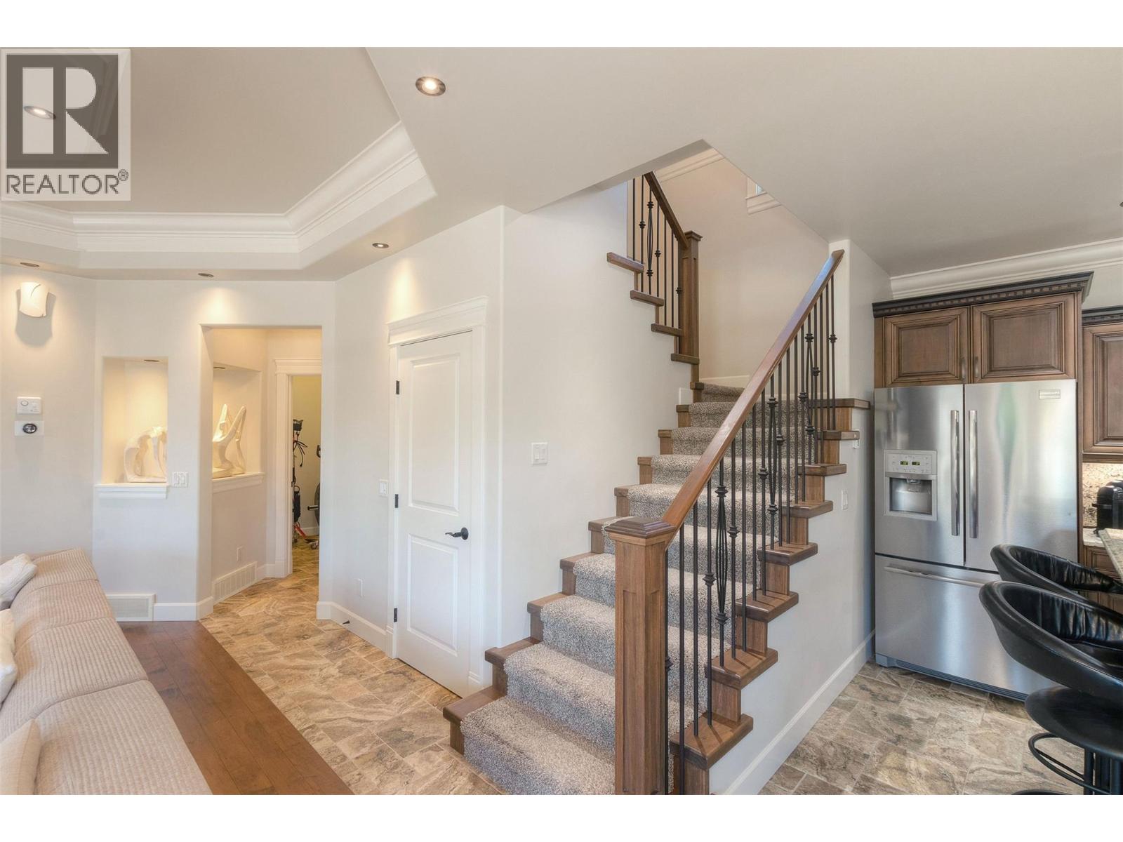  2575 Abbott Street, Kelowna