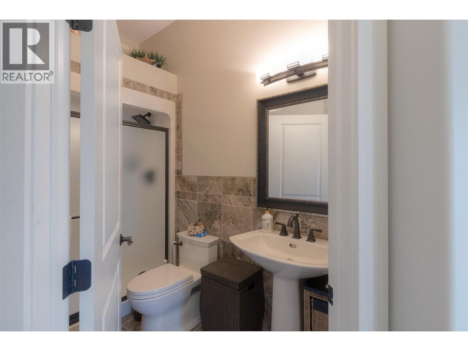  2575 Abbott Street, Kelowna