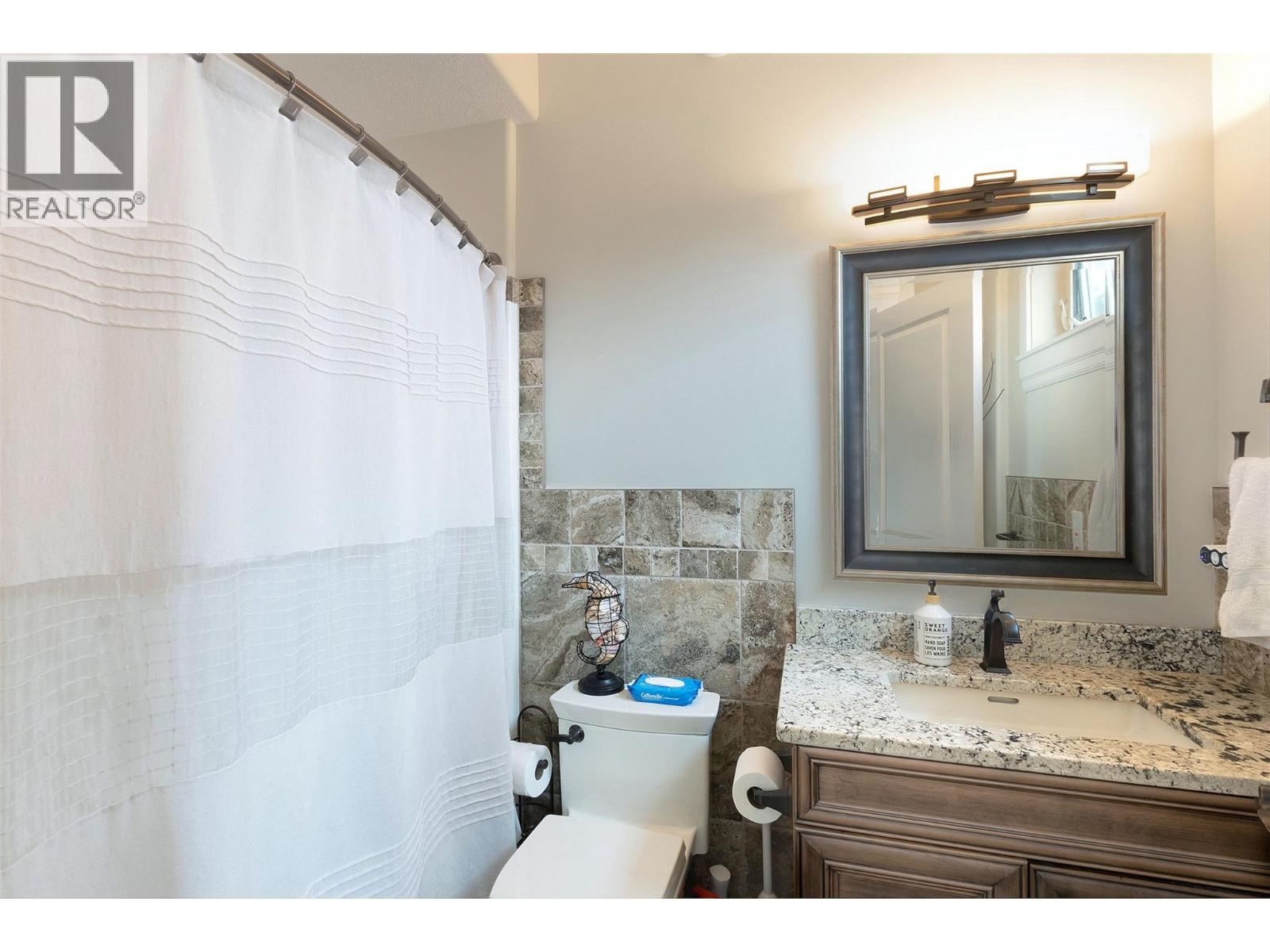  2575 Abbott Street, Kelowna
