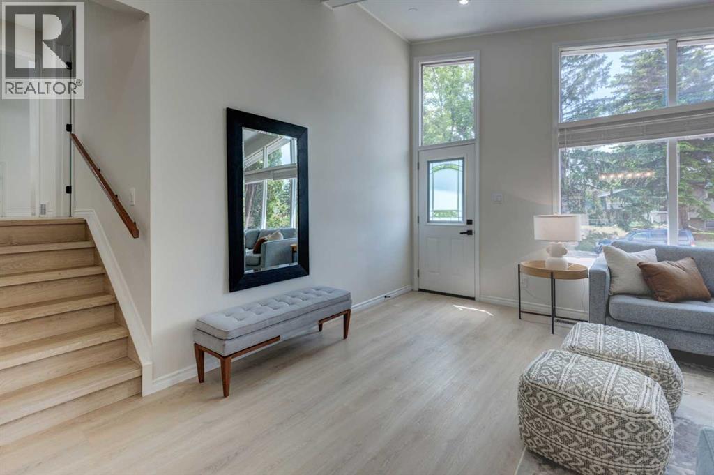 Single Family House 4 Level for Sale in  Southampton Drive SW Southwood Calgary 