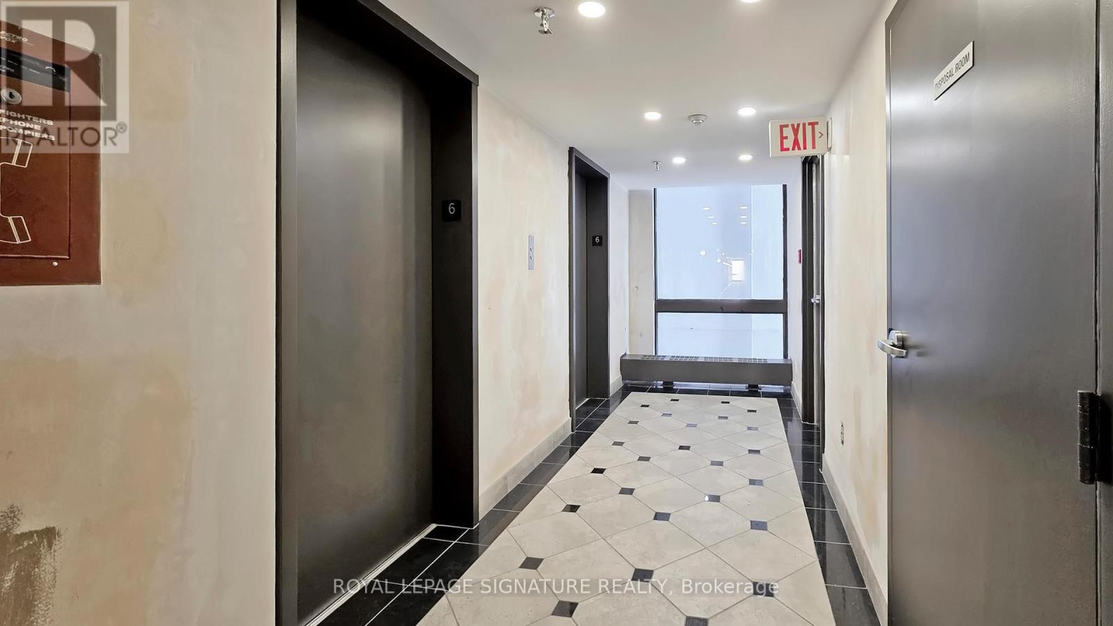 Photo 12 of 609 120 St Patrick Street, Toronto ON