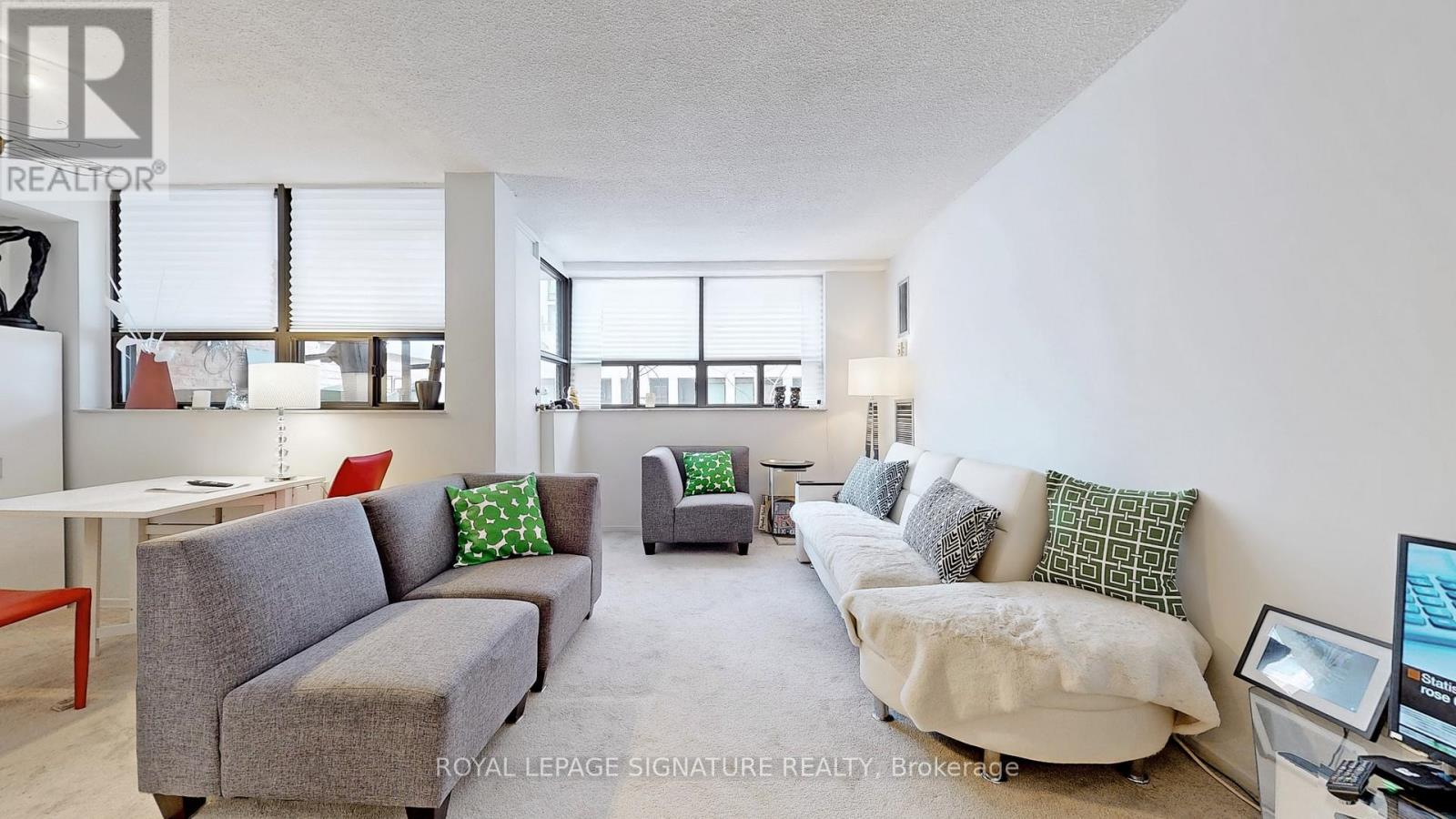Photo 21 of 609 120 St Patrick Street, Toronto ON