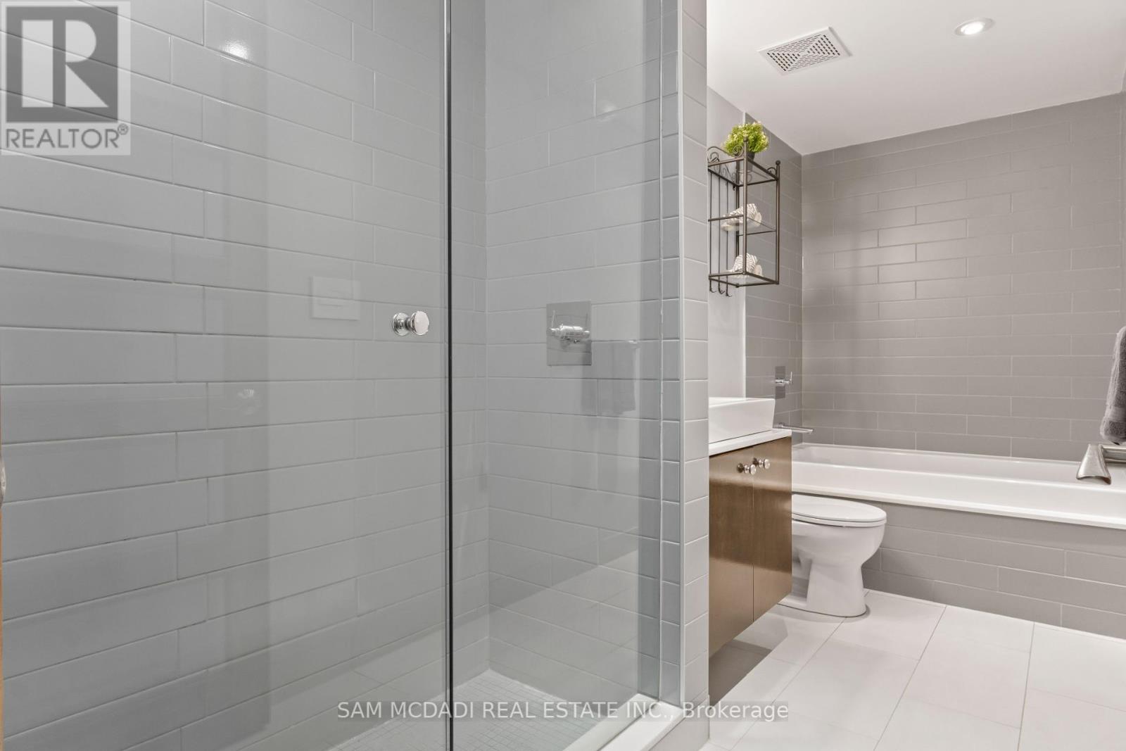 Photo 19 of 204 42 Camden Street, Toronto ON