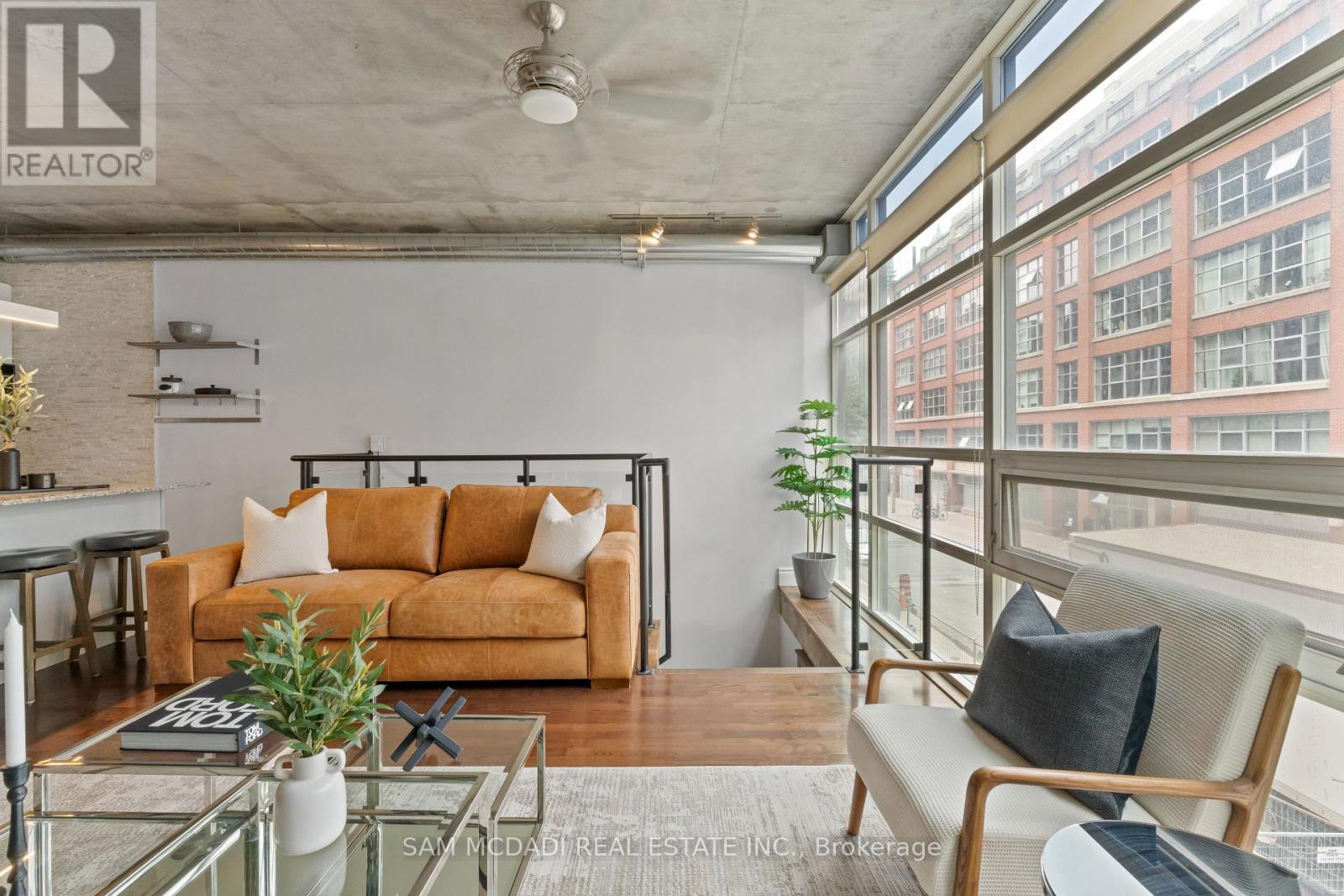 Photo 32 of 204 42 Camden Street, Toronto ON