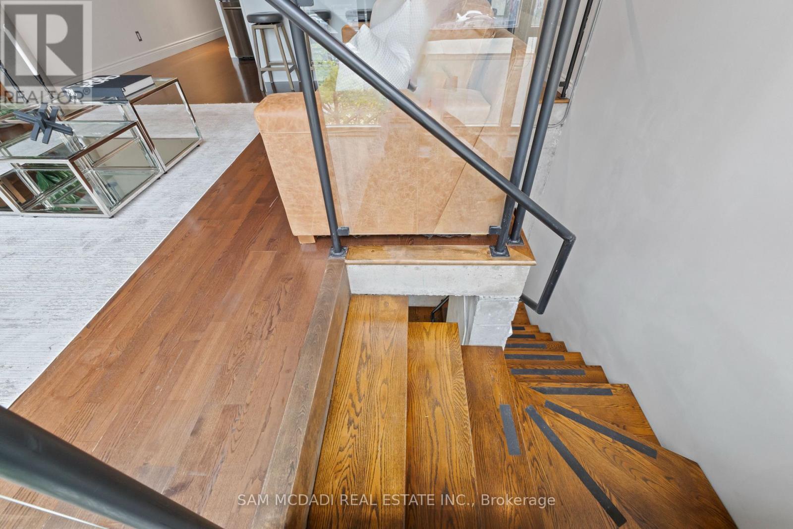 Photo 18 of 204 42 Camden Street, Toronto ON