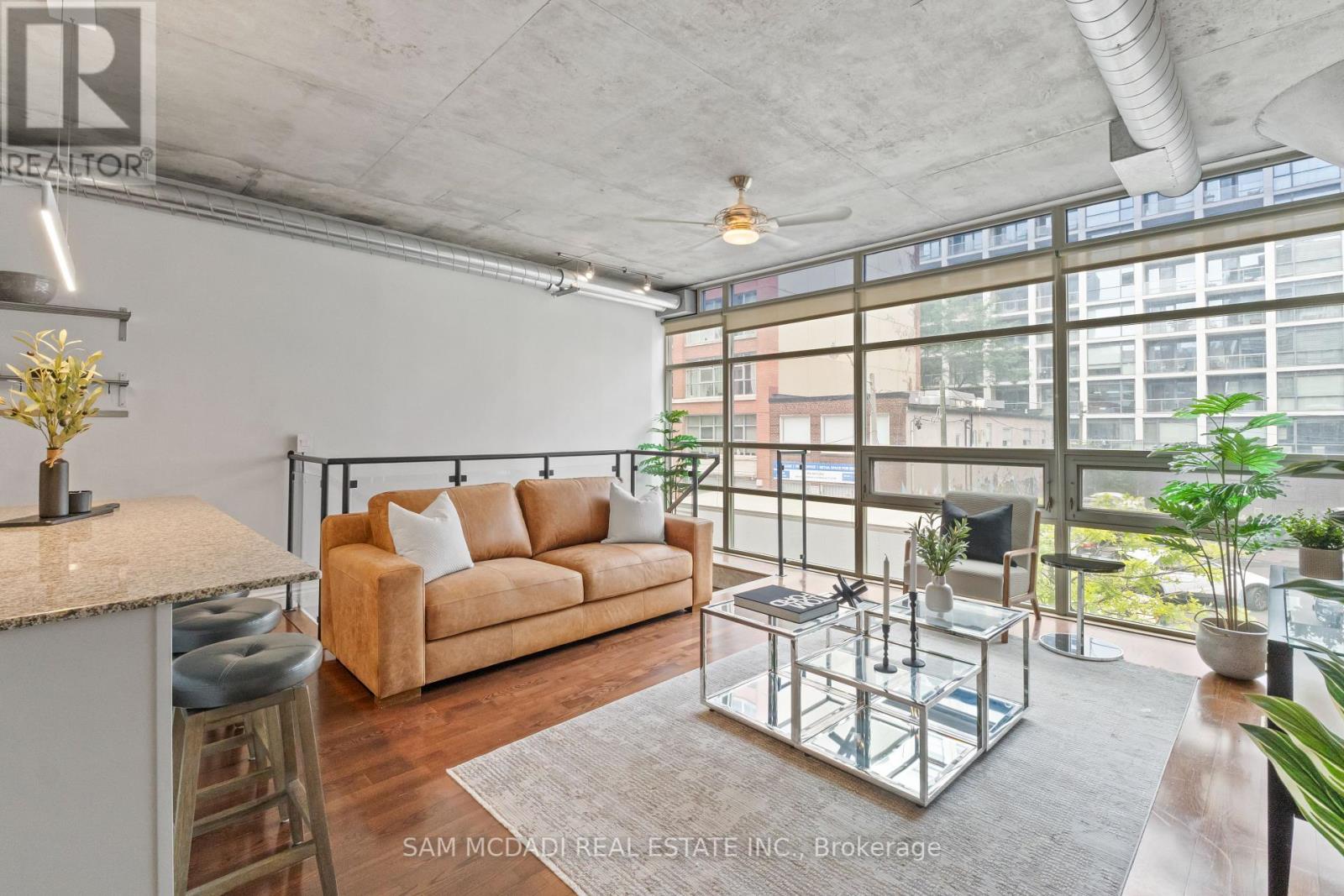 Photo 37 of 204 42 Camden Street, Toronto ON
