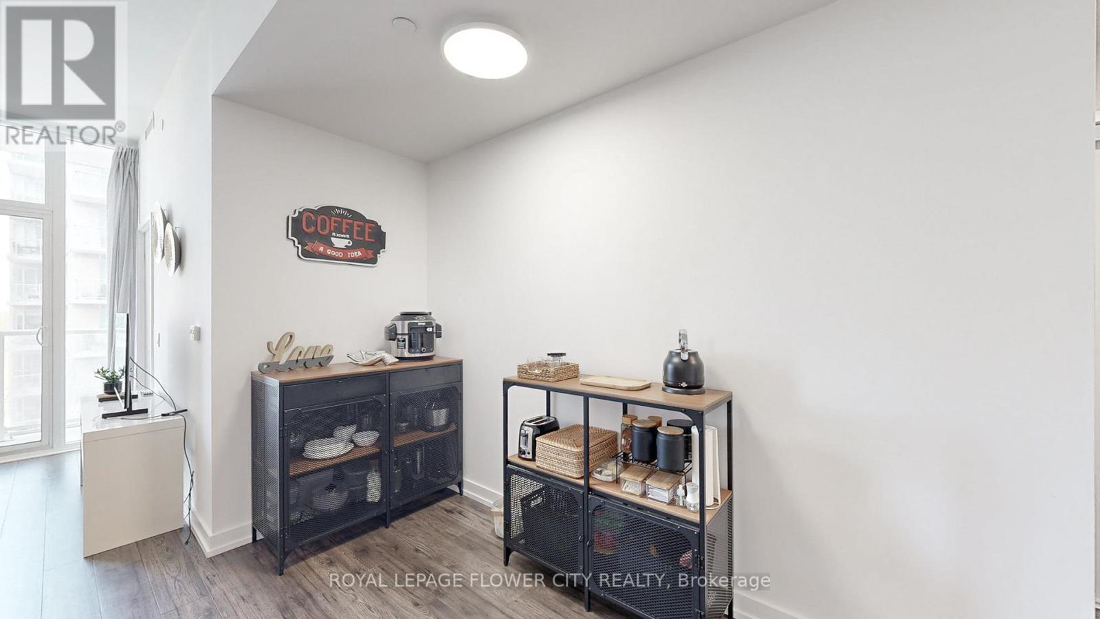 Photo 29 of 1101 33 Helendale Avenue, Toronto ON