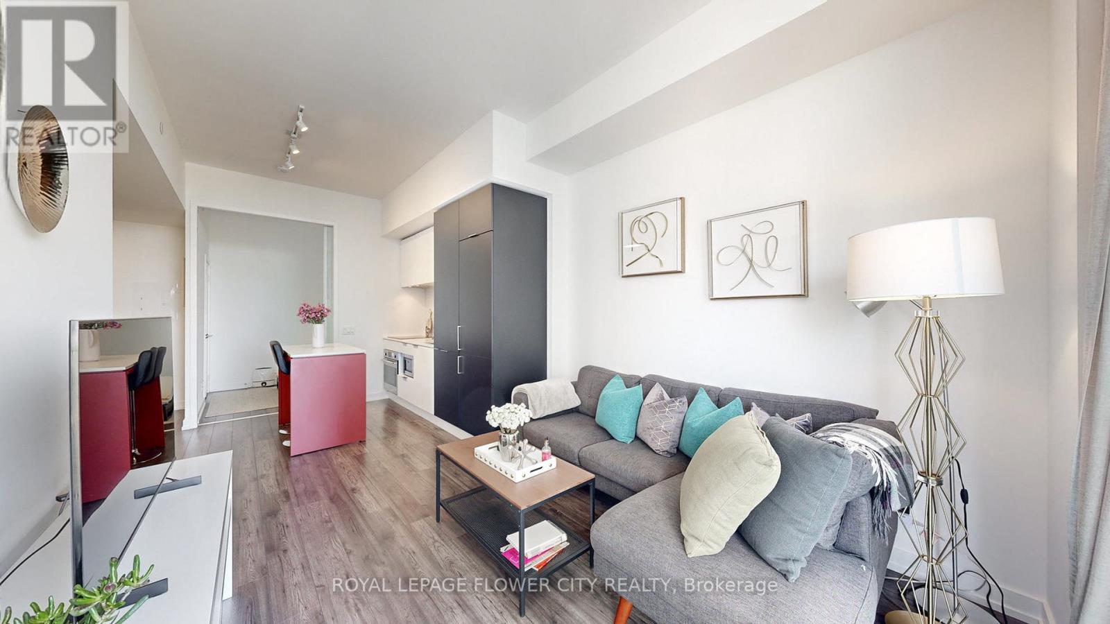 Photo 25 of 1101 33 Helendale Avenue, Toronto ON