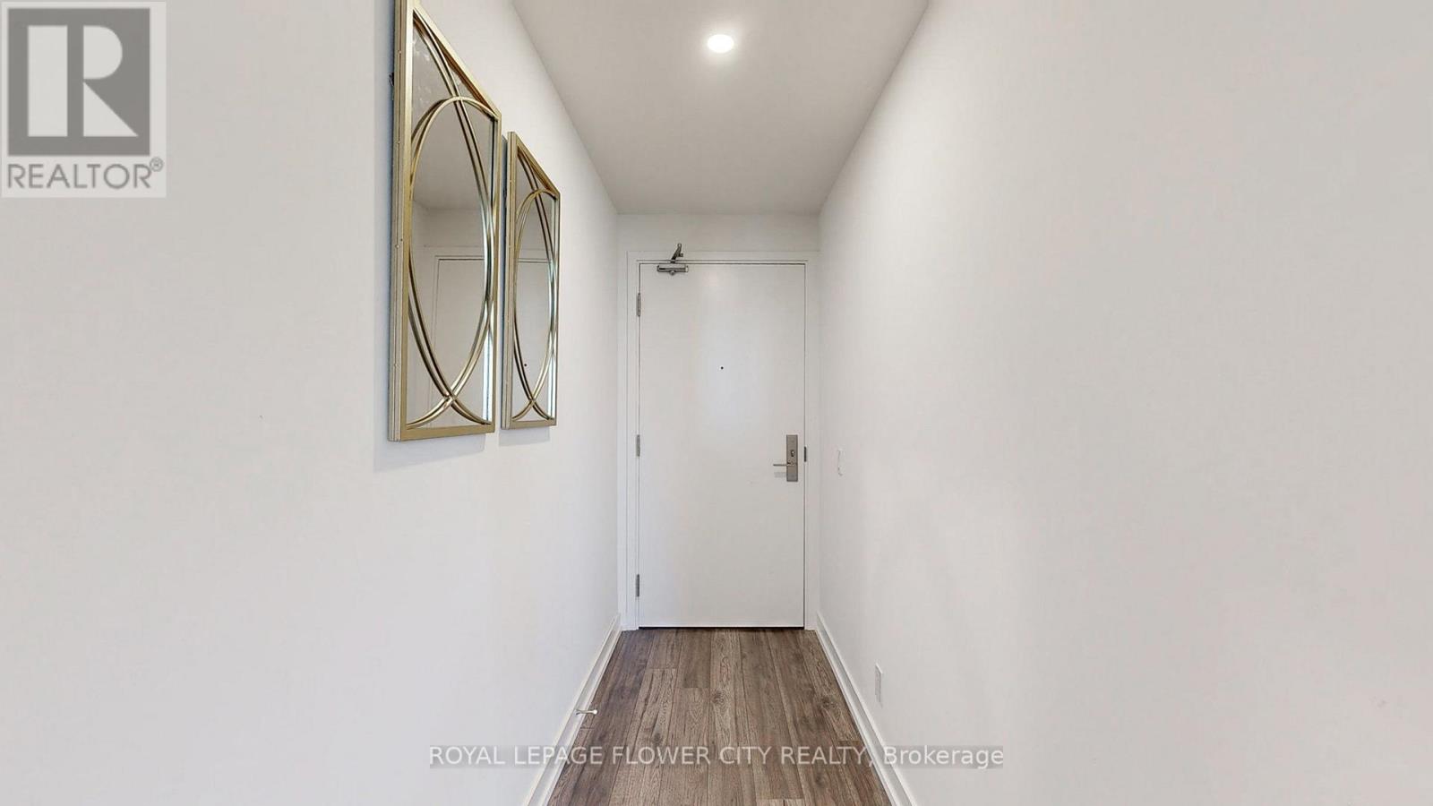 Photo 1 of 1101 33 Helendale Avenue, Toronto ON