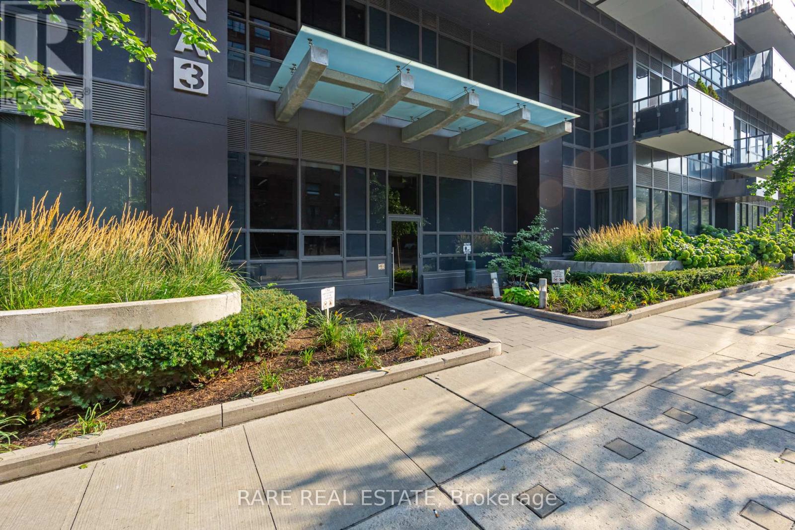 Photo 11 of 458 1030 King Street W, Toronto ON