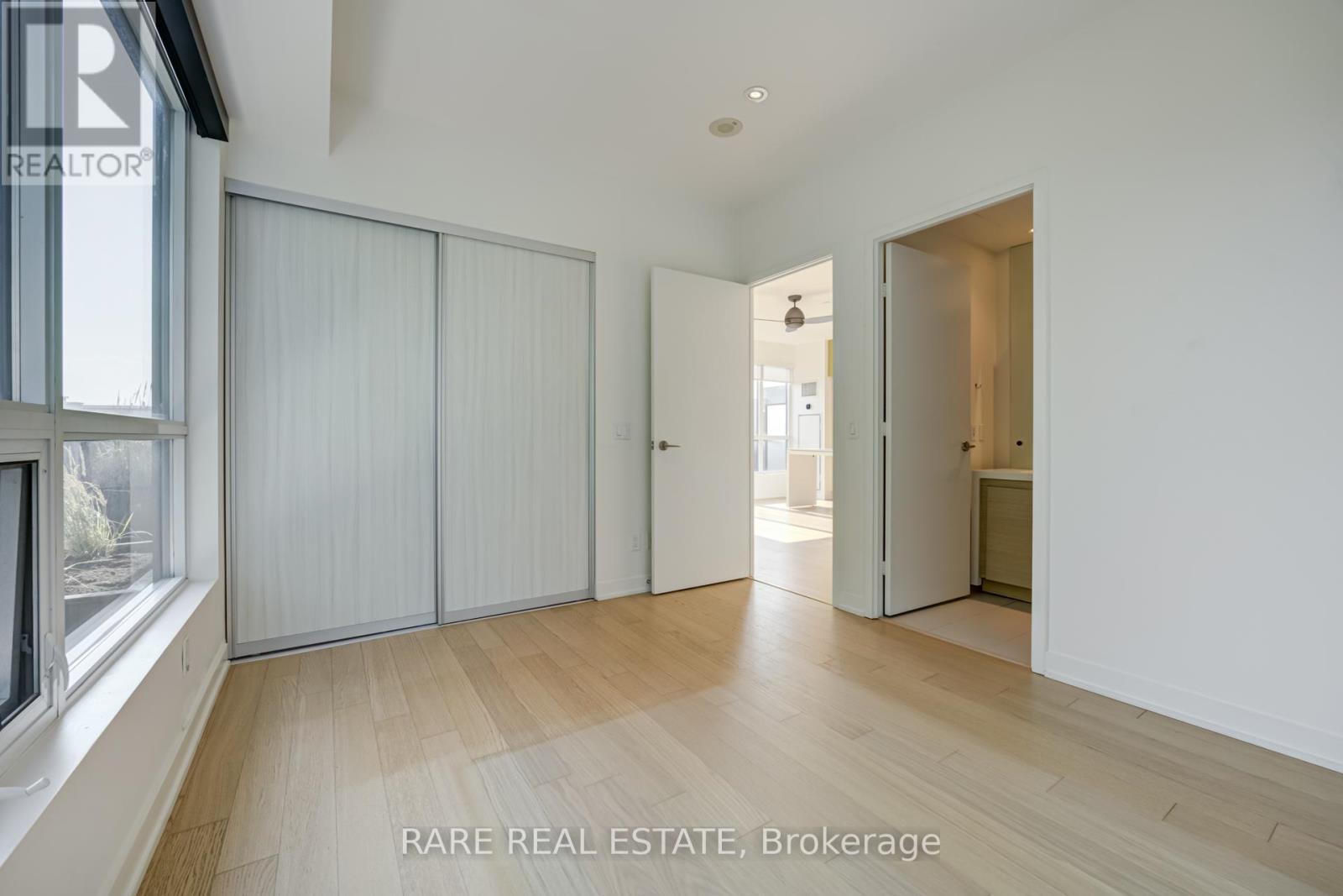 Photo 37 of 458 1030 King Street W, Toronto ON