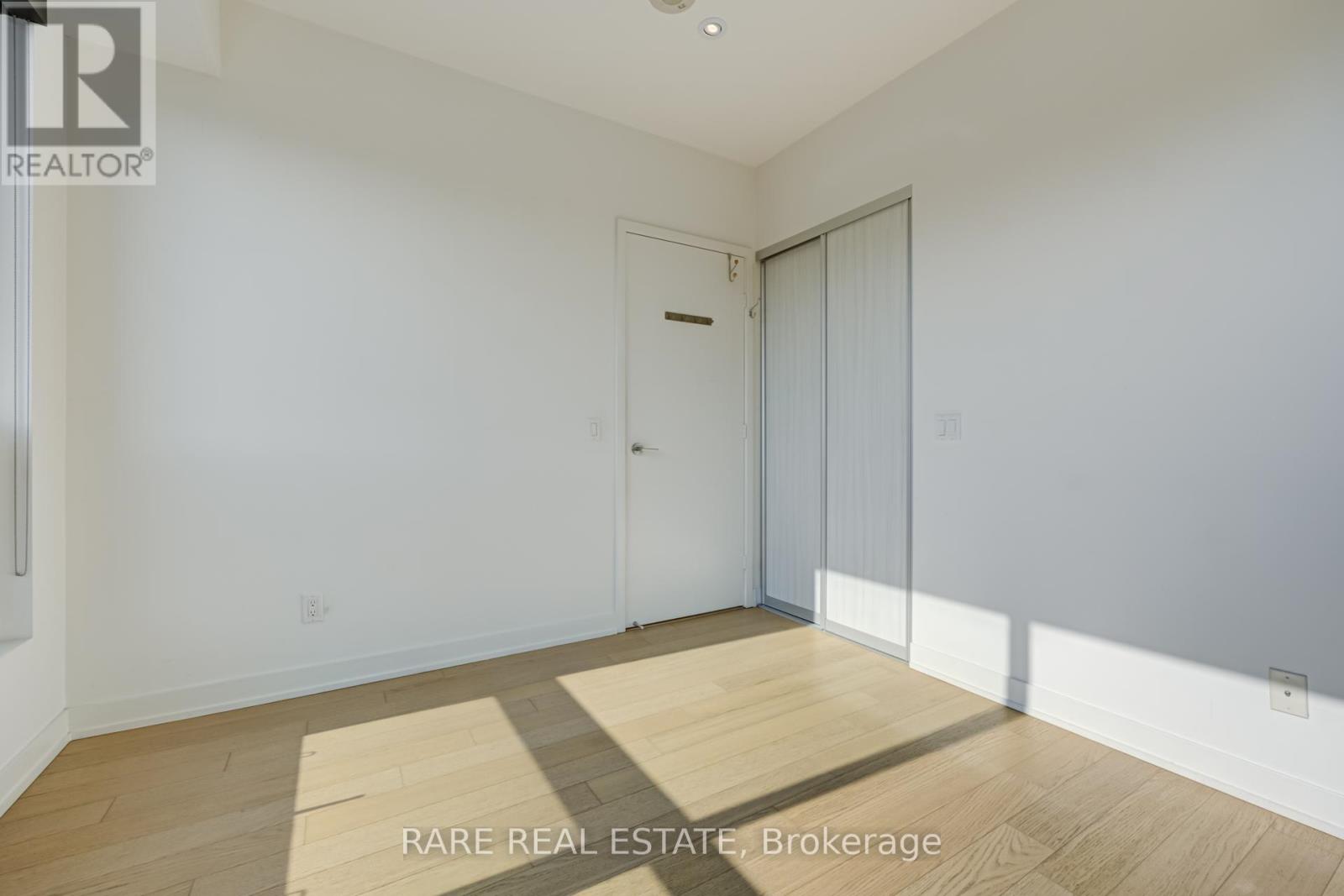 Photo 29 of 458 1030 King Street W, Toronto ON