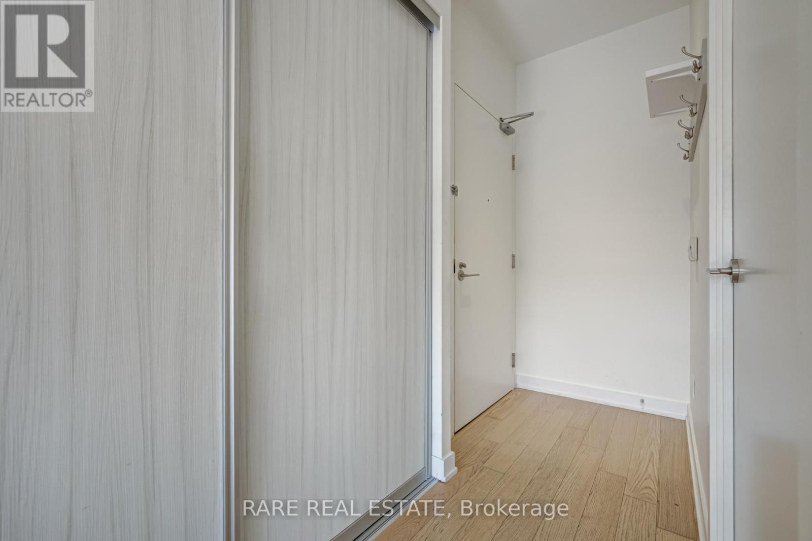 Photo 5 of 458 1030 King Street W, Toronto ON