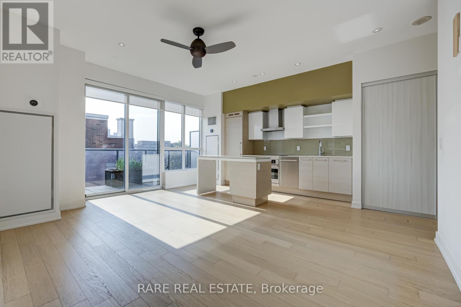 Photo 31 of 458 1030 King Street W, Toronto ON