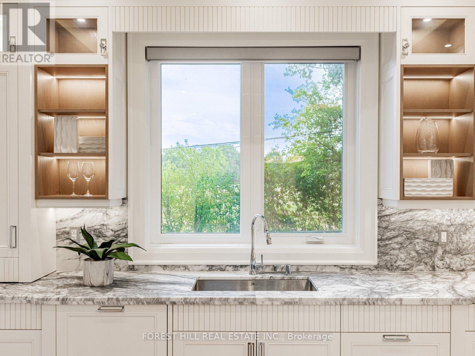 Photo 29 of 39 Rippleton Road, Toronto ON