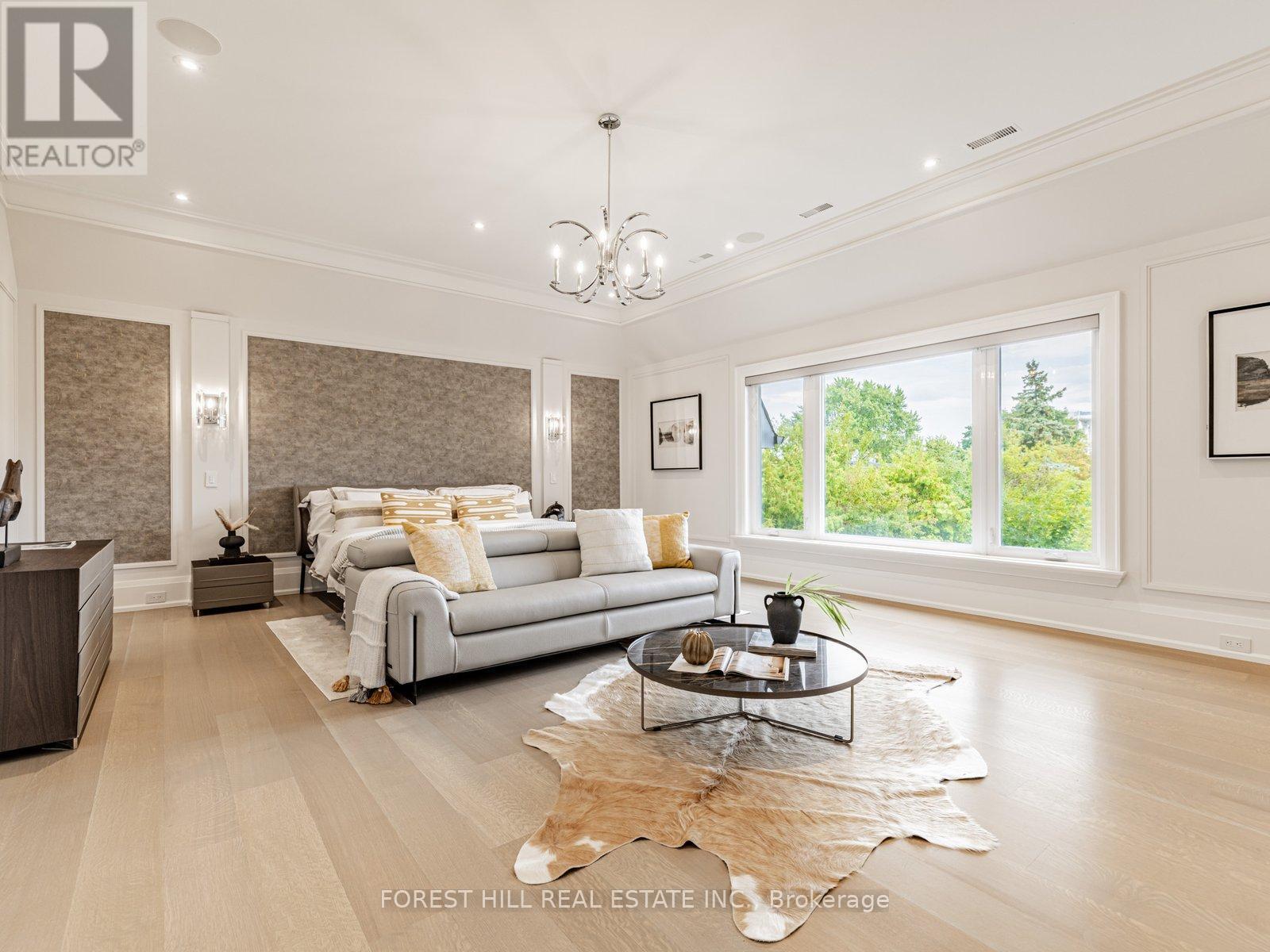 Photo 20 of 39 Rippleton Road, Toronto ON