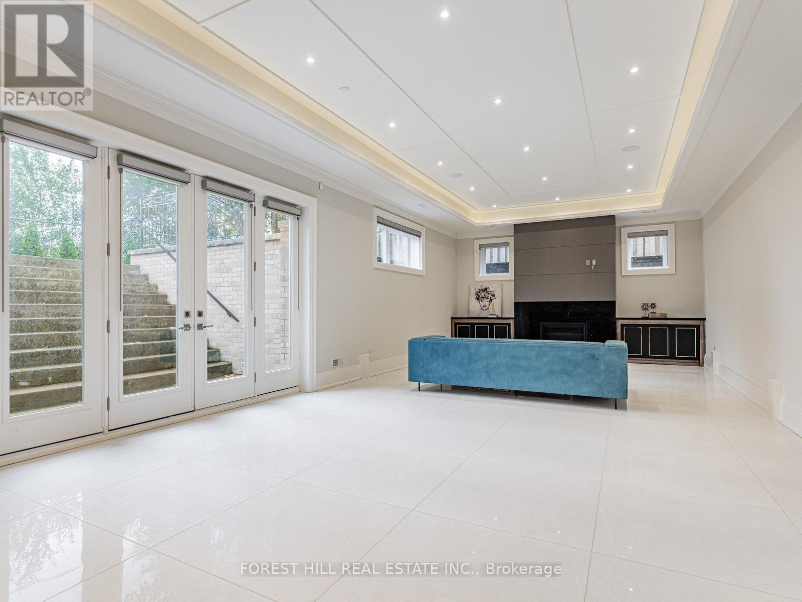 Photo 35 of 39 Rippleton Road, Toronto ON