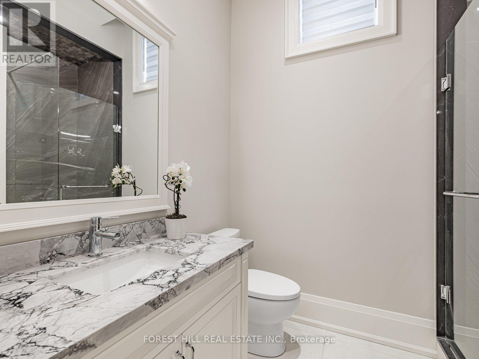 Photo 44 of 39 Rippleton Road, Toronto ON