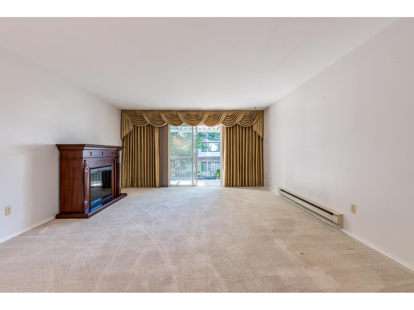 Photo 12 of 56 6467 197 Street, Langley BC