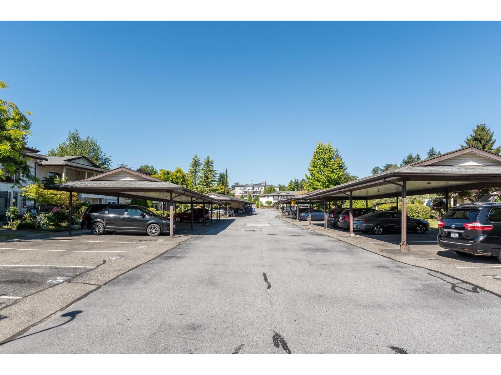Photo 36 of 56 6467 197 Street, Langley BC