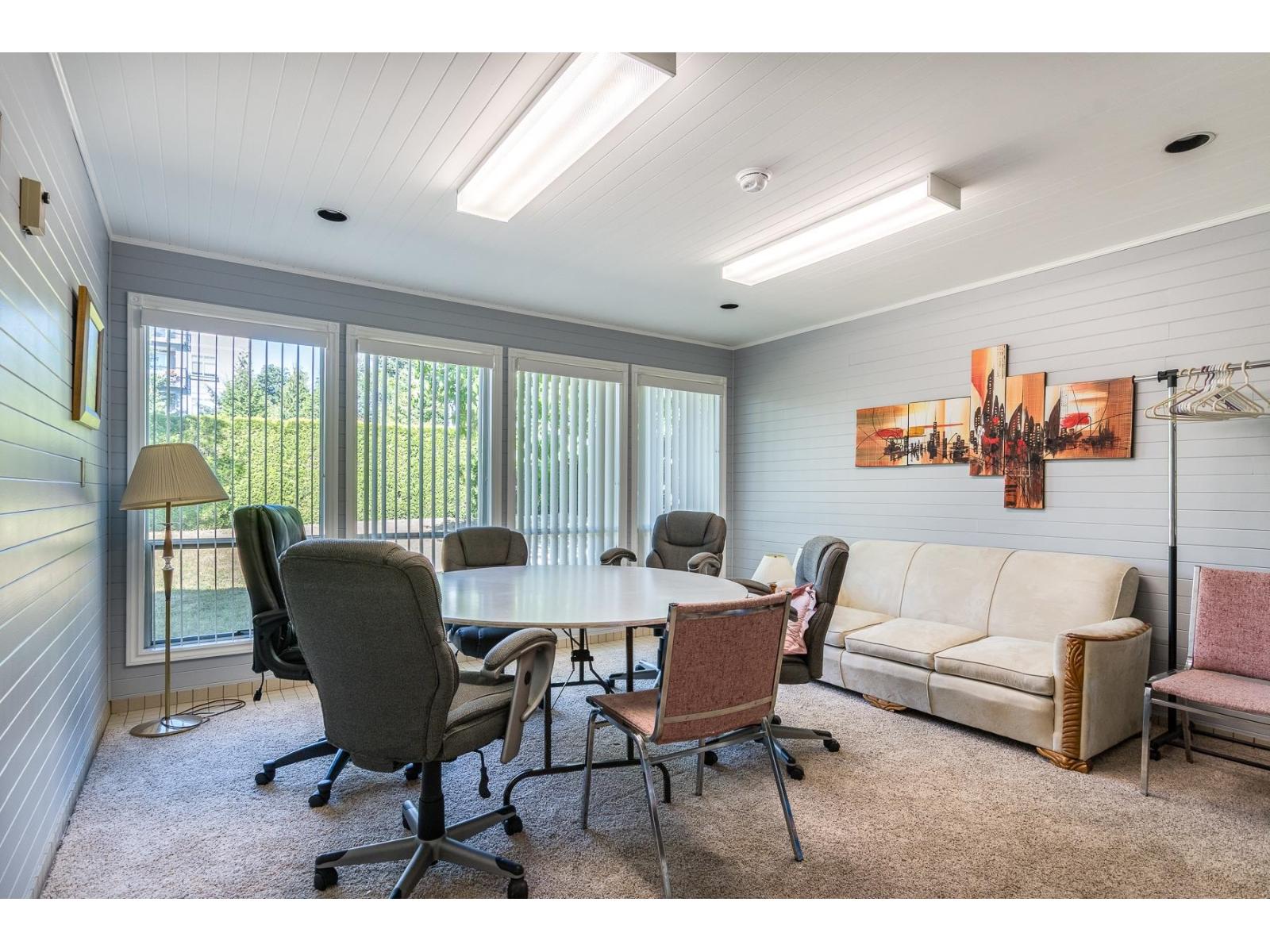 Photo 32 of 56 6467 197 Street, Langley BC