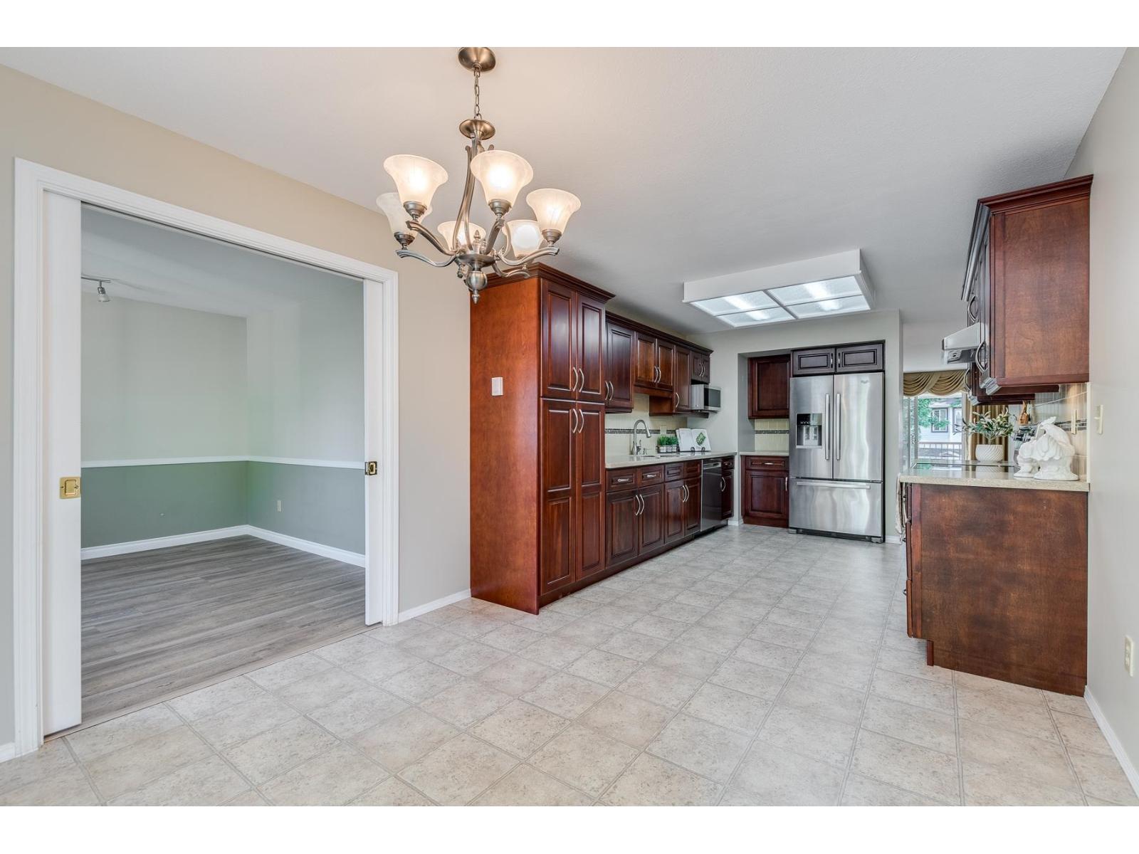 Photo 6 of 56 6467 197 Street, Langley BC