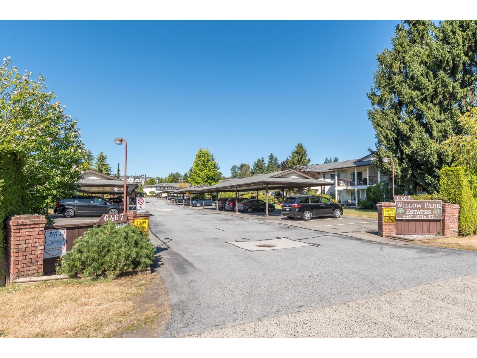 Photo 35 of 56 6467 197 Street, Langley BC