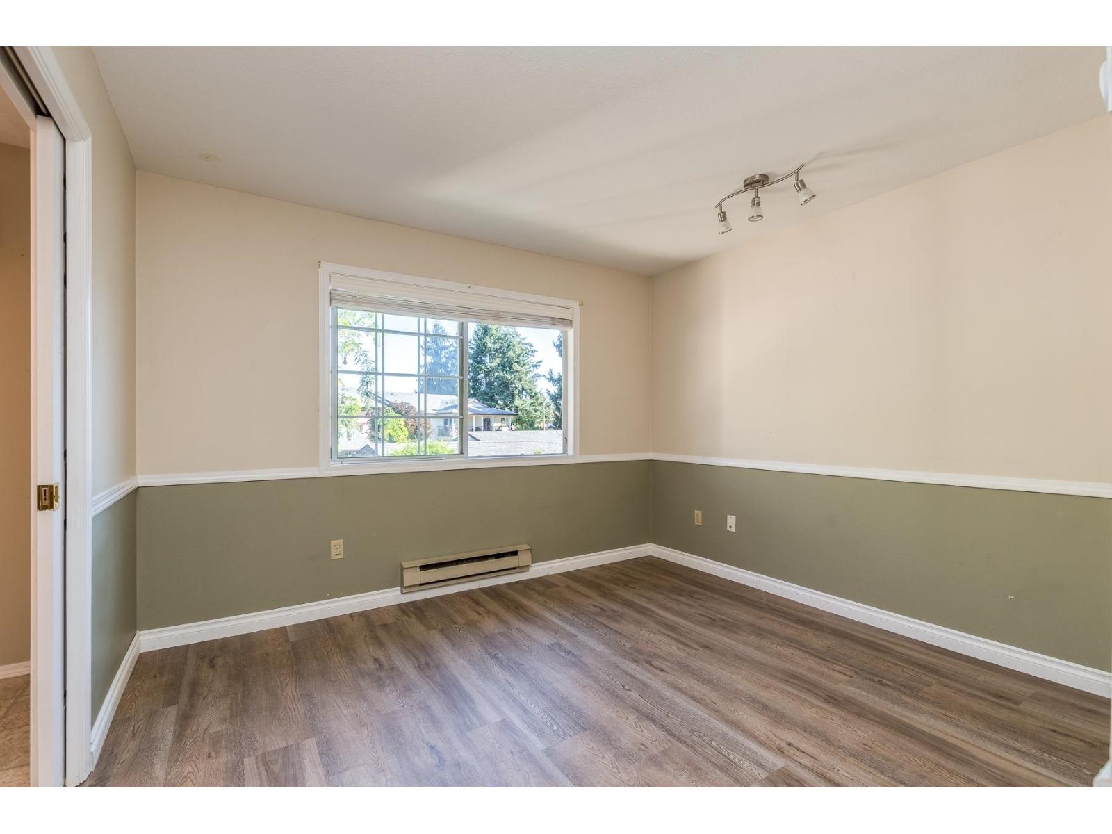 Photo 22 of 56 6467 197 Street, Langley BC